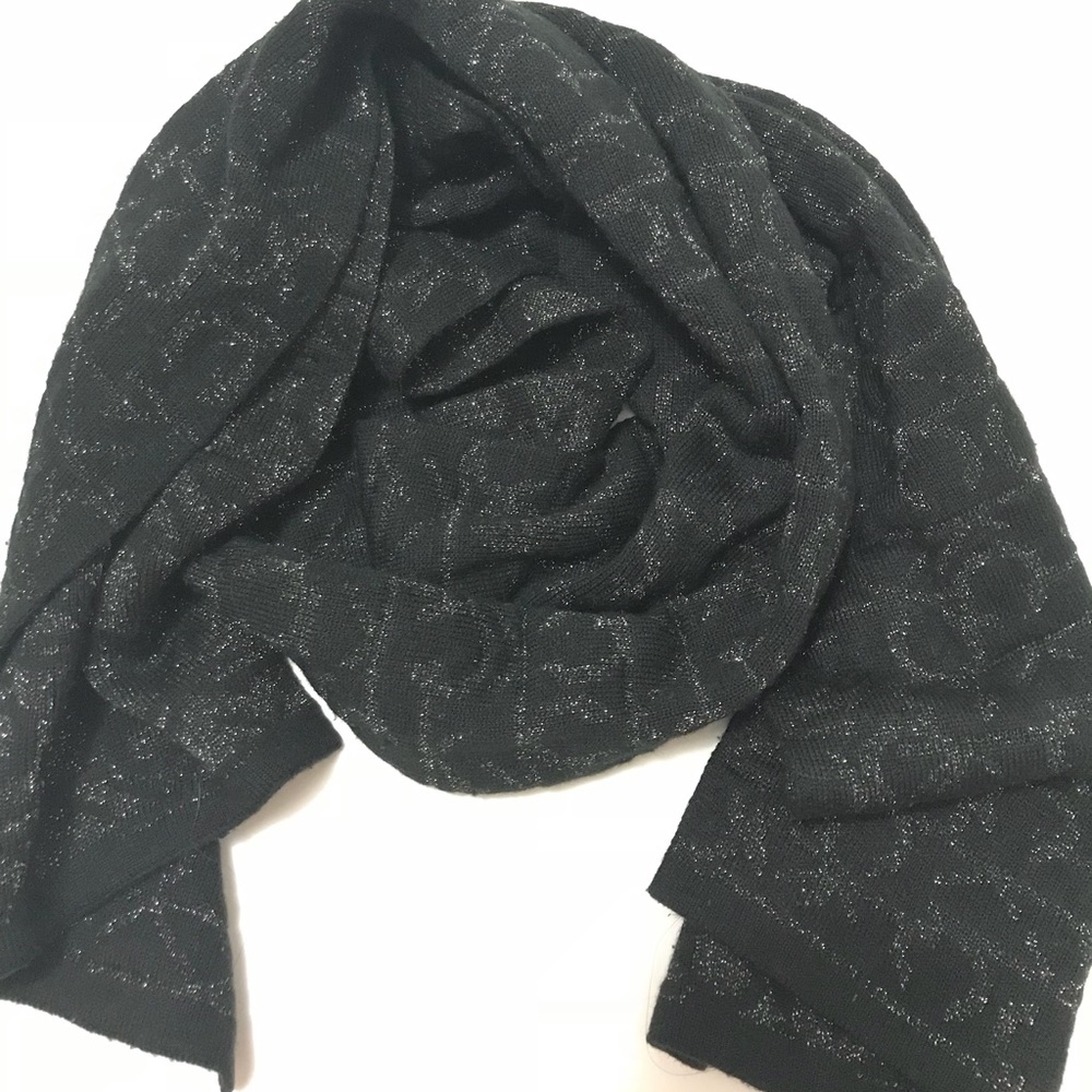Winter scarf